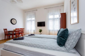 Urania Apartments